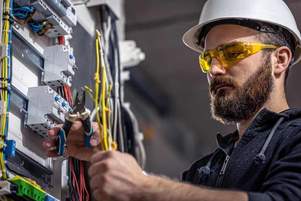 Électricité à Saint-Maximin